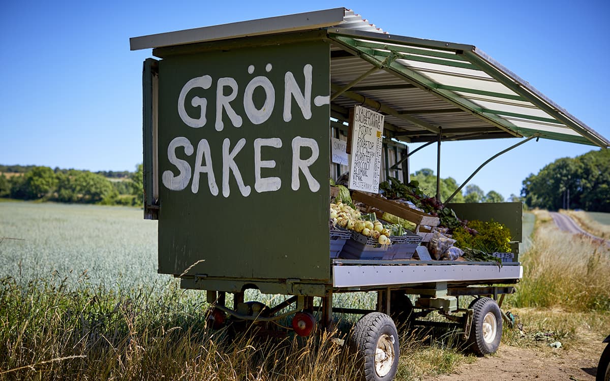 Vagn med grönsaksförsäljning